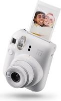 „INSTAX Mini 12“ momentinis fotoaparatas, molio baltumo spalvos.