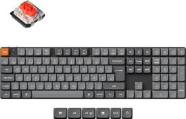 „Keychron K5 Max“ ypač plona mechaninė klaviatūra, 100 % ISO DE išdėstymas, programuojama naudojant QMK/Launcher, „Bluetooth 5.1“/2,4 GHz/USB-C, RGB, žemo profilio „QWERTZ“ klaviatūra, skirta „Mac“, „Windows“ ir „Linux“ sistemoms, raudonieji jungikliai