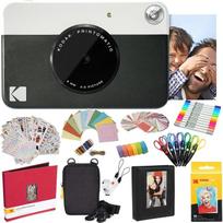 „Kodak Printomatic“ momentinis fotoaparatas (juodas) – visapusiškas rinkinys + „Zink“ popierius (20 lapų) + prabangus dėklas + nuotraukų albumas + 7 unikalūs lipdukų rinkiniai + žymekliai + žirklės + rėmelių lipdukai ir dar daug daugiau