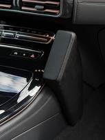 „KUDA“ mobiliojo telefono laikiklis, tinkamas „Mercedes-Benz EQC“ (N293) modeliams, pagamintiems nuo 2019 m. gegužės – laikiklis išmaniesiems telefonams, mobiliesiems telefonams, GPS ir kt. – dirbtinės odos laikiklis, juodos spalvos, 4425