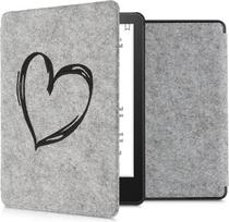 „kwmobile“ dėklas, suderinamas su „Amazon Kindle Paperwhite“ 11-osios kartos 2021 m. modeliu – apsauginis e. skaityklės dėklas iš veltinio audinio – „Heart Brush“ juodos ir šviesiai pilkos spalvų