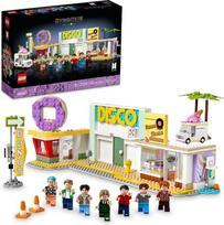 „LEGO Ideas“ „BTS Dynamite“ 21339 modelio rinkinys suaugusiems – puiki dovana, leidžianti smagiai praleisti laiką su „BTS“: rinkinyje yra 7 garsiosios K-pop grupės „BTS“ mini figūrėlės – RM, Jin, Suga, j-Hope, Jimin, V ir Jung Kook