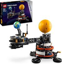 „LEGO Technic“ modelis „Saulė, Žemė, Mėnulis“ (42179)