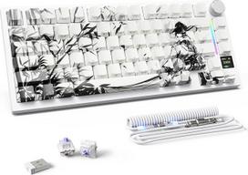 „MAMBASNAKE Attack Shark X820Ultra“ žaidimų mechaninė klaviatūra su „BT“/2,4 G belaidžiu ryšiu/kabeliu, „QWERTY“ 75 % TKL klavišų išdėstymu, „Hot Swap“ technologija, TFT ekranu ir mygtukų RGB „Chroma“ apšvietimu, spiraliniu kabeliu bei „Dark Knight“ linij