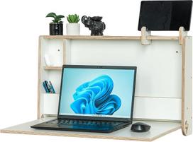 „Murphy Desk“ – prie sienos tvirtinamas sulankstomas stalas, kuris virsta „pakabintu“ rašomuoju stalu (baltas)