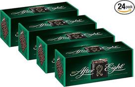 „Nestlé After Eight“ plonos kaip vaflis tamsaus šokolado plokštelės su pipirmėčių kremu, 4 vnt. pakuotė (4 x 200 g)