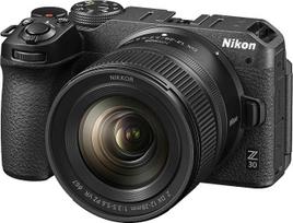 „Nikon Z 30“ komplektas su „Nikkor Z DX 12–28 mm f/3,5–5,6 PZ VR“ objektyvu