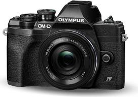 „Olympus OM-D E-M10 Mark IV“ „Micro Four Thirds“ sistemos fotoaparato rinkinys su 20 MP jutikliu | „Micro Four Thirds“ fotoaparatas su 5 ašių vaizdo stabilizavimu, 4K vaizdo įrašymo funkcija, „Bluetooth“ ir atlenkiamu jutikliniu ekranu, pritaikytu asmenuk