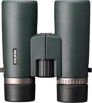„PENTAX SD 10x42 ED“ žiūronai, skirti gamtos ir astronomijos stebėjimams, su daugiasluoksniu danga, atsparūs vandeniui