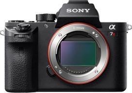 „Sony Alpha 7 R II“ veidrodinis fotoaparatas su pilno kadro jutikliu (42,4 Mp, 0,02 s automatinis fokusavimas, optinis 5 ašių vaizdo stabilizavimas korpuse, 4K HLG vaizdo įrašymas)