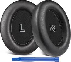 „SOPROM“ ausinių pagalvėlių komplektas, skirtas „Bose QC Ultra“ / „New QuietComfort Ultra“ (2-osios kartos) belaidžiams ausiniams. Ausinių pagalvėlės pagamintos iš minkštesnės baltymų odos, su aukštos kokybės triukšmą izoliuojančia puta – juodos spalvos