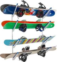 „StoreYourBoard“ reguliuojamas snieglentės laikymo stovas, tvirtinamas prie sienos, su 4 lentynomis
