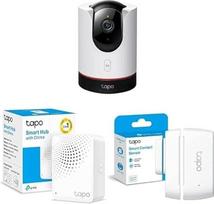 „TP-Link Tapo“ 360° vidaus stebėjimo kamera + kontaktinis jutiklis (Tapo C225 + Tapo H100 + Tapo T110). Kamera sukasi aplink kontaktinį jutiklį ir pradeda transliuoti vaizdą realiuoju laiku, vos tik jutiklis užfiksuoja atidarymo veiksmą