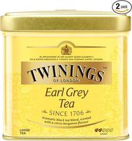 „Twinings“ „Earl Grey“ arbata, supakuota į skardinę – juodoji arbata su išskirtiniu bergamotės aromatu. Gaivinančioji juodoji arbata iš Kinijos. Pakuotė: 2 x 100 g, neutralus aromatas, 200 g (2 vnt. pakuotė)