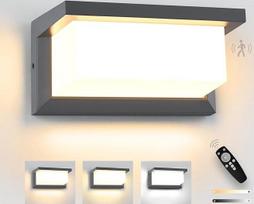 „YindaLux“ lauko šviestuvas su judesio jutikliu, 3000–6500 K, reguliuojamas šviesos stiprumas, antracito spalvos | 18 W, 230 V, LED lauko sieninis šviestuvas su nuotolinio valdymo pultu, IP65 atsparumas vandeniui, modernus sieninis šviestuvas, skirtas nau