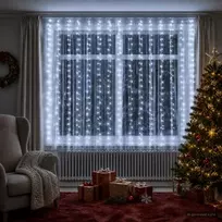 Užuolaidų girlianda 400 LED Šalta balta 600 x 200 cm