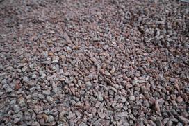 Skalda "Vanga" fr.8-11 mm, raudona (maišelis 20kg)