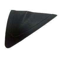 Kairės priekinės vairuotojo pusės išorinio veidrodžio laikiklio apdailos rėmelis Mazda 2 2011-2013 black