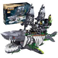 1155PCS Shark Pirate Ship Building Blocks Creative Sea Shark Ghost Ship Model Bricks With Light Educational Toy Gifts For Adult black