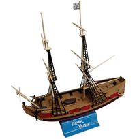 Platts Piratų laivas Juodasis sakalas Plastikinis modelis AMC6003 1/100 black