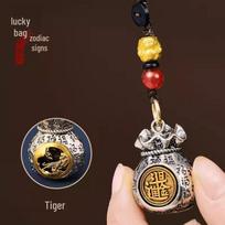 Lucky Pixiu Zodiac Money Bag Keychain: Attract Wealth & Fortune, Car & Bag Ornament for Men & Women gray