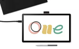 WACOM One 14 DTC141W0 Pen Display Black/White
