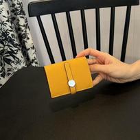 Womens Genuine Leather Bifold Wallet With Drawstring Slim Compact Purse Daily Use 10.5x7.5x2.5cm geltona