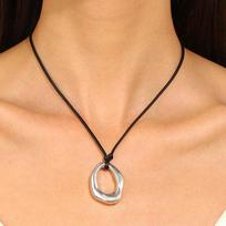 Vintage Irregular Geometric Circle Pendant Necklace for Women Adjustable Black Leather Rope Long Clavicle Chain Punk Jewelry beige
