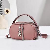 Women's bag 2026 new simple shoulder messenger bag large capacity multi-layer handbag soft leather small square bag rožinė
