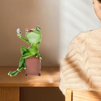 Frog Statue, Fairy Garden Yard Patio Resin Animal Figurine, Desktop and Lawn Decor Taking Selfie beige