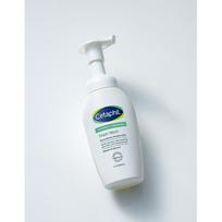 Cetaphil Soothing Foam Wash 200ml white