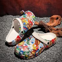 Cool Cartoon Graffiti Clogs – Unisex Couple Beach Sandals, Soft Sole Breathable Hollow Shoes 8-L white