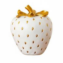 Resin Strawberry Statue Lifelike Ornament Modern Art balto aukso spalvos