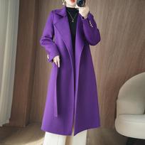 Elegantiškas moteriškas vidutinio ilgio kašmyro vilnos paltas violetinės spalvos su prašmatnia auksine sagtimi M [110-130 lbs] violetinė