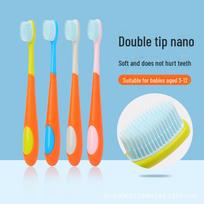 Silikoninis nano minkštas suaugusiųjų dantų šepetėlių paketas – mažos galvutės šeimos rinkinys 2 children's nano toothbrushes white