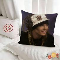 pc Tom Bill Kaulitz Tokio Hotel Pillow Case Fashion Square Pillowcase Bedroom Sofa Room Ins Decoration Leisure 40x40 cm gray