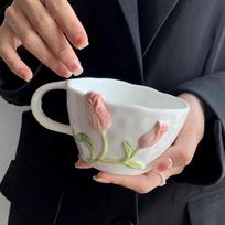 European Relief Ceramic Tulip Cup Afternoon Tea Dessert Pastry Tea Cup Painted Flowers Coffee Mug Couple's Water Cup Café Teapot 250ml white