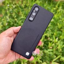 Dėklas Sony Xperia 1 V 5 10 IV 1 III prabangus silikoninis odinis apsauginis galinis dangtelis Xperia 1iV 5V 10V stilingas buferis Xperia 10 IV 2022 juoda