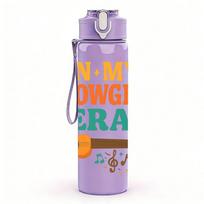 1PC In My Showgirl Era Guitar 750ml Color Plastic Sports Water Bottle Leakproof Flip Straw Lid Suitable for Sports Office Home Use violetinė