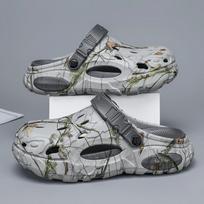 Summer New Men'S Clogs Slippers Sandal Men Garden Shoes Flat Camouflage Sandals Male Sneakers Outdoor Flip Flops Home Clogs 43-44 white