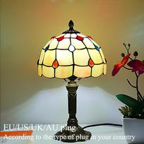 LED Tiffany stiliaus stalinė lempa Retro Viduržemio jūros regiono dekoratyviniai šviestuvai E27 spalvotas stiklo lempos gaubtas, skirtas nakties staliuko šviesai miegamojo kavinė beige