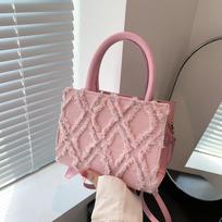 Women's Small Square Bag Diamond Shaped Pattern Raw Edge Shoulder Bag Fashion Trend Crossbody Bag Female Handbag CLE 20x9x16cm rožinė