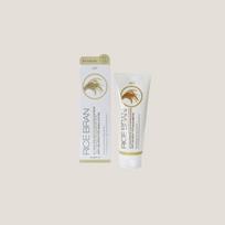 Jigott Premium Facial Rice Bran Peeling Gel 180ml x 3 (44092664) white