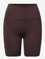 2XU - Form Stash Hi-Rise Compression 6 Inch Shorts - Dviračių aksesuarai - Ruda