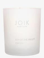 JOIK - Joik Home & Spa Scented Candle Lily Of Valley - Kvapni žvakė - Nude