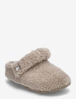 Crocs - Classic Cozzzy Slipper T - Šlepetės ir batai kambariams - Smėlio