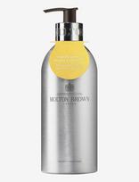 Molton Brown - Orange & Bergamot Infinite Bath & Shower Gel - Voniai ir dušui - Nude