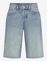 Monki - Peggy Low Waist Loose Baggy Leg Denim Shorts - Džinsiniai šortai - Mėlyna