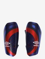 Umbro - Neo Pro Tecta Ii Guard Strap - Sportinės blauzdų rankovė - Mėlyna
