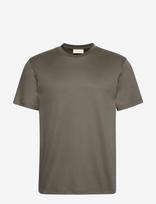 Calvin Klein - Ss Supima Chest Emb Crewneck Tee - Marškinėliai trumpomis rankovėmis - Chaki spalva